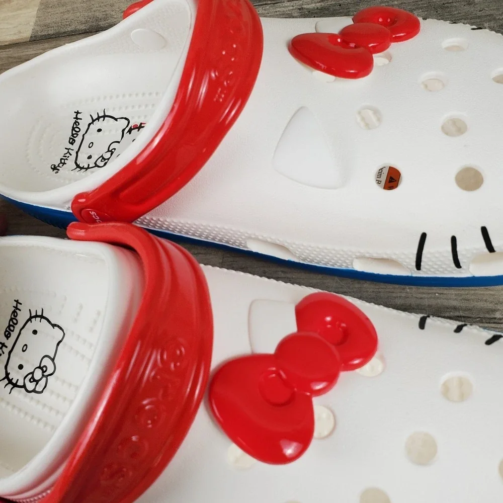 Crocs Hello Kitty‎ IAM Classic Clog Slide Sandal Mens Sz 9 Womens Sz 11 Clogs